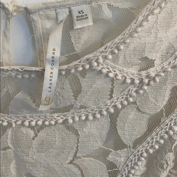 LC Lauren Conrad Lace Blouse size XS - Picture 2 of 4